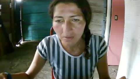 Snapshot of celeste198694 chatting on February 4, 6:27 pm celeste198694 online show from February 4, 6:27 pm