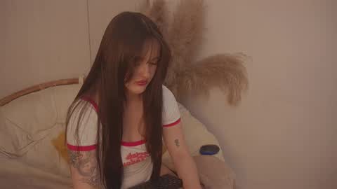 Diane Independent model online show from September 22, 7:12 pm