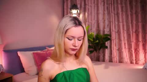 Celeste  online show from November 4, 9:31 pm