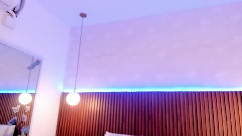 Sofia Castrillon online show from September 20, 1:09 pm