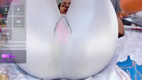 Snapshot of celeste_smmith_ chatting on February 1, 4:14 am celeste_smmith_ online show from February 1, 4:14 am