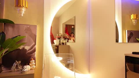 CelesteBailey online show from November 10, 6:08 am