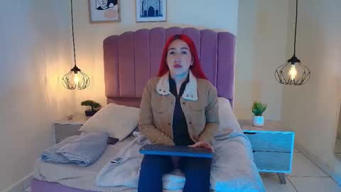 Snapshot of celestee15_ chatting on October 28, 11:27 am Celeste online show from October 28, 11:27 am