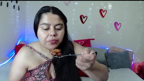 Snapshot of celestehot707rs chatting on February 19, 2:23 pm celestehot707rs online show from February 19, 2:23 pm