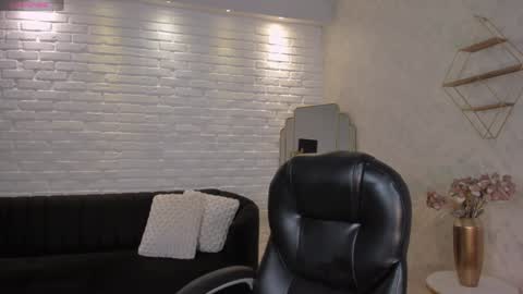 Snapshot of celestepalmer_x chatting on February 5, 3:02 am Celeste online show from February 5, 3:02 am