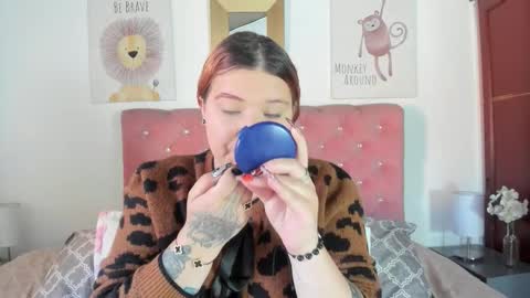 Snapshot of celesteredds chatting on October 15, 11:46 am Celeste online show from October 15, 11:46 am