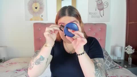 Snapshot of celesteredds chatting on October 18, 12:19 pm Celeste online show from October 18, 12:19 pm