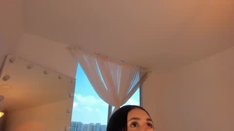 Snapshot of celia_dubois chatting on September 10, 9:04 pm Ari online show from September 10, 9:04 pm