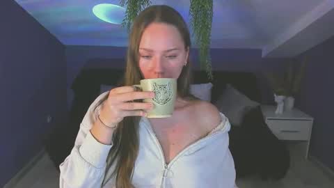 elin online show from September 23, 9:24 pm