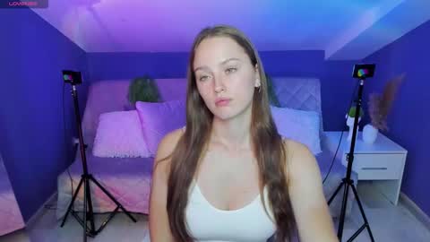 elin online show from October 14, 2:08 pm