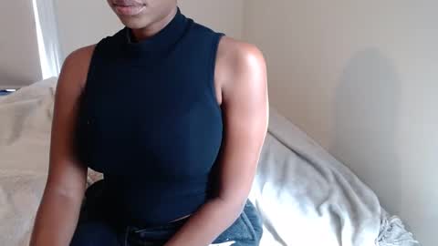 Snapshot of celinecostas chatting on September 27, 5:53 pm Celine Costas online show from September 27, 5:53 pm