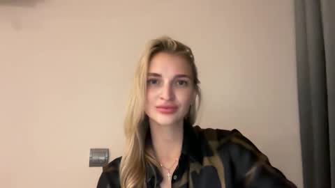 Anastasiiaaaa05 online show from March 4, 4:20 pm