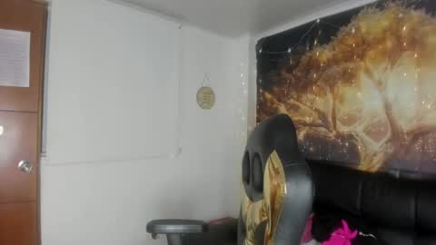 Snapshot of cerecita_02 chatting on March 12, 12:04 pm Cerecita  online show from March 12, 12:04 pm