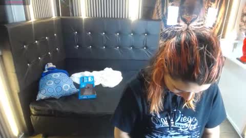 Snapshot of cerecita_02 chatting on October 10, 12:32 pm Cerecita  online show from October 10, 12:32 pm