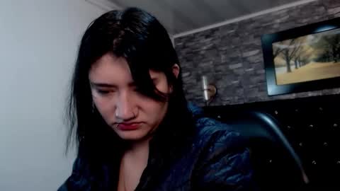 Snapshot of cerecita_02 chatting on December 2, 12:28 pm Cerecita  online show from December 2, 12:28 pm