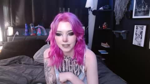 Averi online show from February 28, 12:21 am