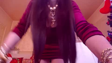 Cerise online show from January 1, 10:13 pm