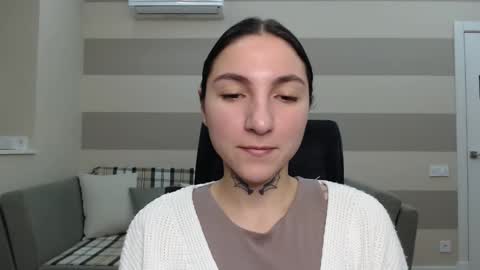 Kate online show from January 24, 7:30 am
