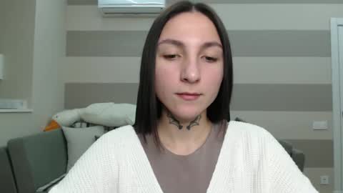 Kate online show from January 6, 1:08 pm