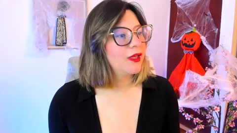 Snapshot of chanell_taylor_ chatting on October 13, 12:52 pm chanell online show from October 13, 12:52 pm