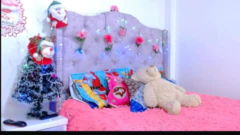 Chanelle 07 online show from January 3, 11:55 pm