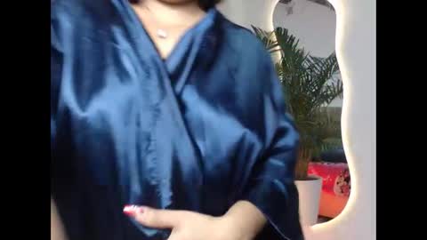 chanelvelvet online show from November 28, 6:33 pm