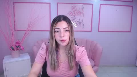 Snapshot of channel_blonde_a chatting on January 22, 4:44 pm channel_blonde_a online show from January 22, 4:44 pm