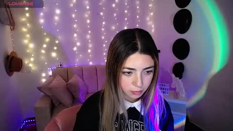 Snapshot of channel_blonde_a chatting on March 7, 9:48 pm channel_blonde_a online show from March 7, 9:48 pm