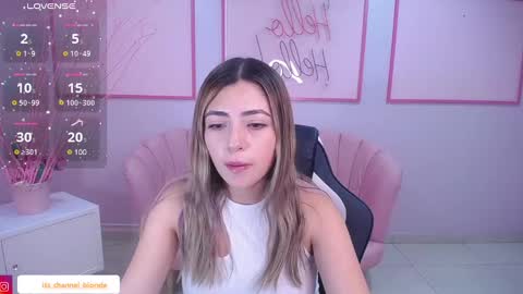 Snapshot of channel_blonde_a chatting on January 21, 4:48 pm channel_blonde_a online show from January 21, 4:48 pm