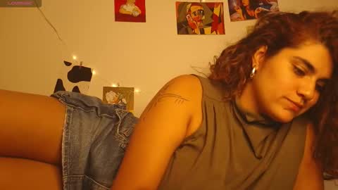 Snapshot of chantal_leon chatting on October 23, 11:55 pm     online show from October 23, 11:55 pm