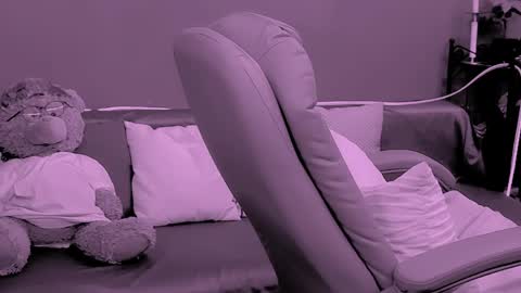 The Queen online show from April 1, 1:52 pm