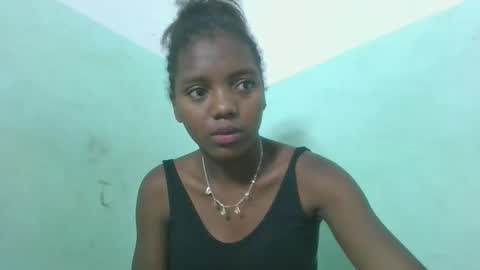 chanteuse655720 online show from May 3, 5:11 am