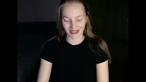 Snapshot of chanti_lovee chatting on January 19, 9:45 pm We Vibe Device that vibrates at the sound of Tips and makes me wet. vibe lush edging daddy lovense online show from January 19, 9:45 pm