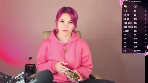 Suzanna Snow online show from October 20, 4:04 am