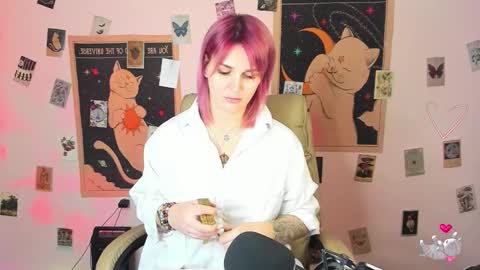 Suzanna Snow online show from October 29, 3:11 am