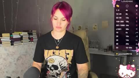 Suzanna Snow online show from September 24, 4:33 am