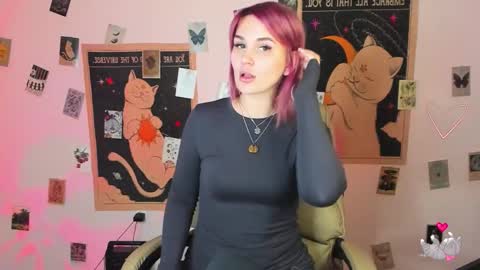 Suzanna Snow online show from October 30, 4:15 am