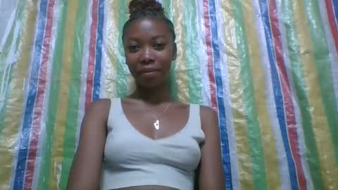 chariola0101 online show from February 9, 8:02 pm