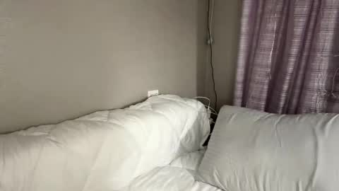 Freya online show from February 4, 3:59 pm