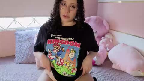 Snapshot of charlote__miller chatting on October 2, 12:54 pm You honey online show from October 2, 12:54 pm