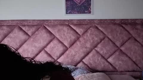 Snapshot of charlote__miller chatting on September 27, 11:39 am You honey online show from September 27, 11:39 am