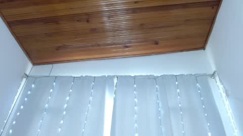 charlothe_wright online show from April 23, 7:49 pm