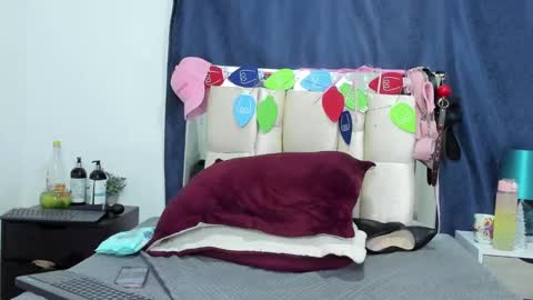Charlott online show from December 15, 9:09 pm