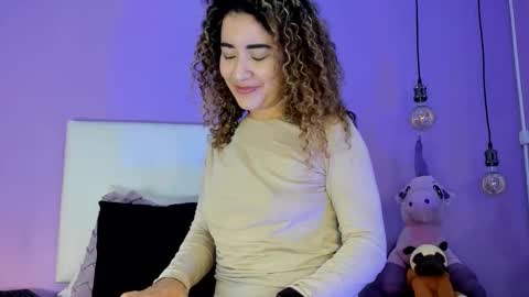 Snapshot of charlotte1117 chatting on September 23, 3:10 pm Char 3 online show from September 23, 3:10 pm