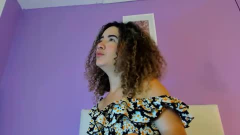 Snapshot of charlotte1117 chatting on October 3, 4:12 pm Char 3 online show from October 3, 4:12 pm