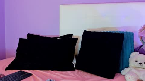 Char 3 online show from November 23, 3:36 pm