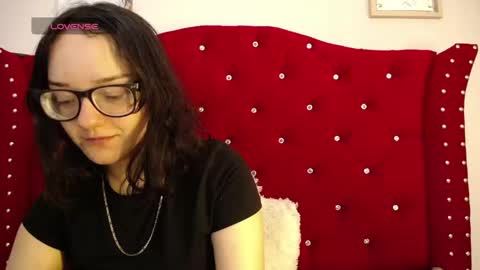 charlotte1_ls online show from December 19, 9:49 pm