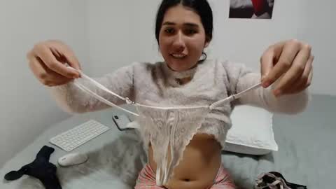 karinaa independent model online show from July 5, 4:19 am