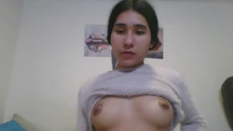 karinaa independent model online show from December 28, 9:40 pm