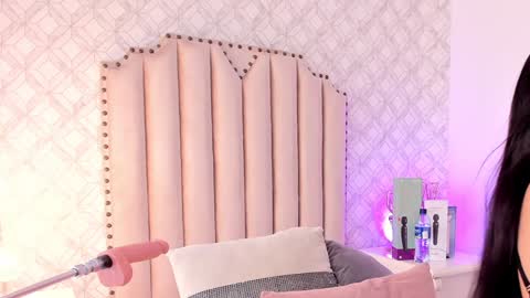 Snapshot of charlotte__08 chatting on January 22, 6:31 pm Charlotte online show from January 22, 6:31 pm